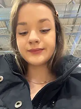 KittyQueeny's sex show image