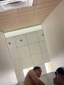 KittyQueeny's sex show image