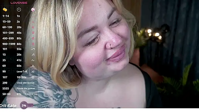 Изображение секс-шоу модели ZaraReignn