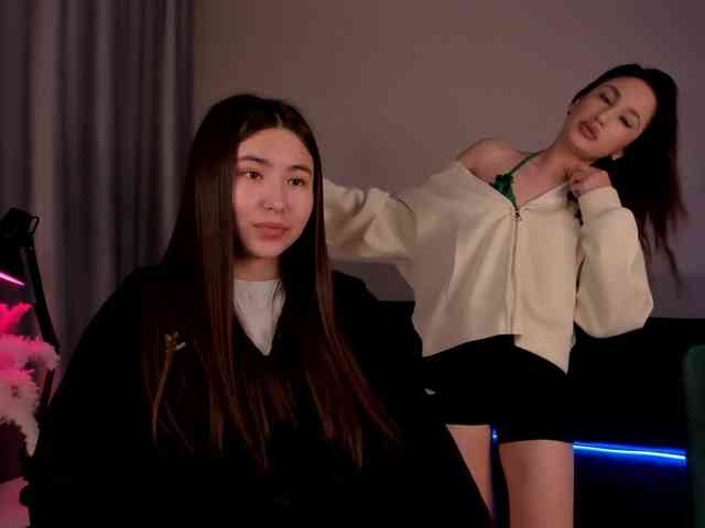 twomoonss's sex show image