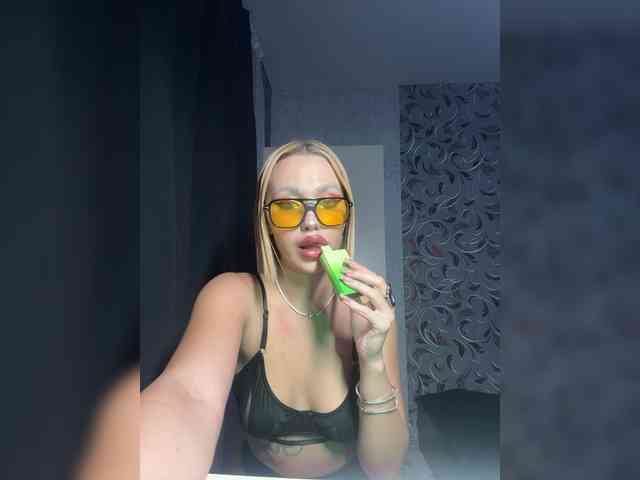 Sexshow-Bild von Lilimilla Sexshow-Bild von Lilimilla