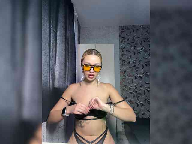 Sexshow-Bild von Lilimilla Sexshow-Bild von Lilimilla