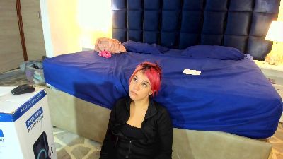MelanieRoux's sex show image