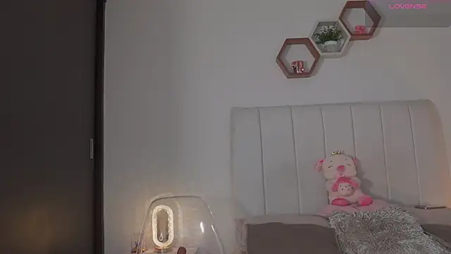 Madison_evans1's sex show image Madison_evans1's sex show image