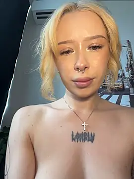 MaryChanXO's sex show image MaryChanXO's sex show image