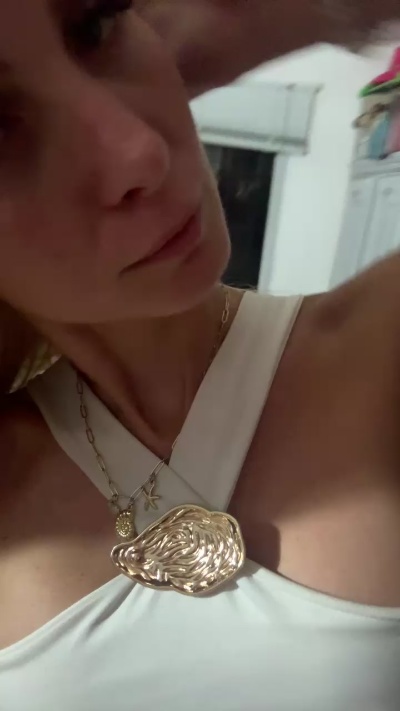 Изображение секс-шоу модели Triiniiity