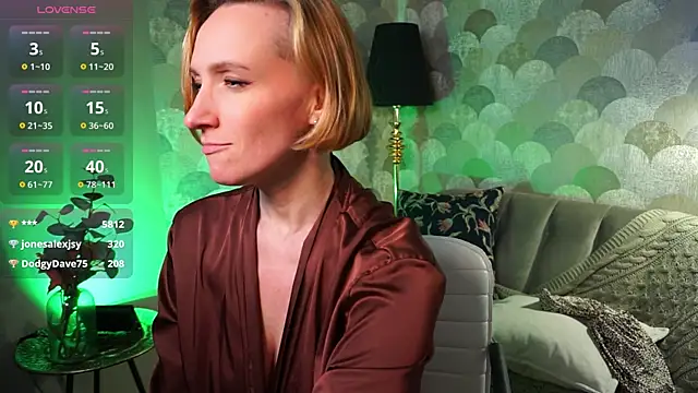 UmaTruewoman's sex show image UmaTruewoman's sex show image