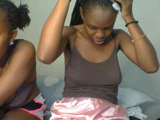 MysticCharm's sex show image