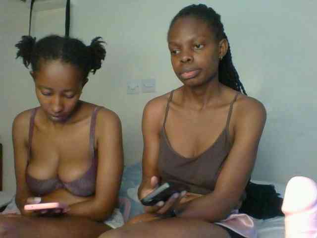 MysticCharm's sex show image