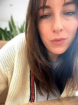 MommmyYummy's sex show image