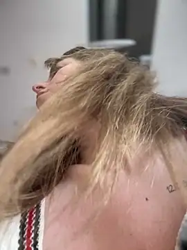 MommmyYummy's sex show image MommmyYummy's sex show image