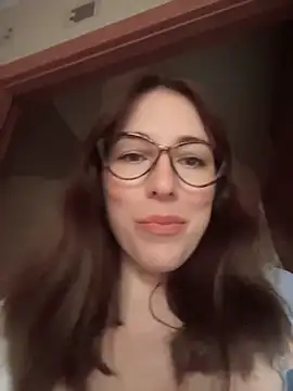 MommmyYummy's sex show image