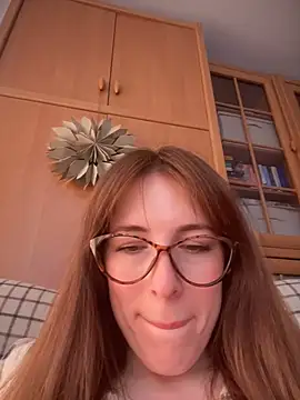 Изображение секс-шоу модели MommmyYummy