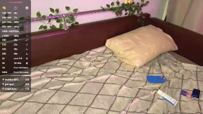 Изображение секс-шоу модели TeganLeviton