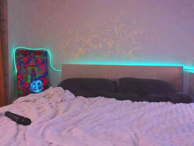 Sexshow-Bild von RenaWong Sexshow-Bild von RenaWong