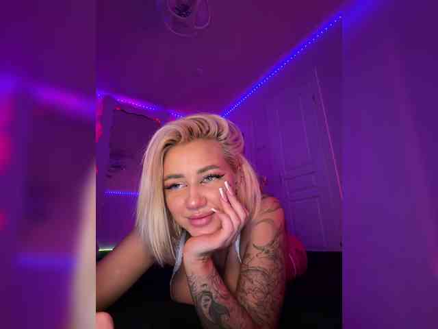 Изображение секс-шоу модели -AmazingBlonde- Изображение секс-шоу модели -AmazingBlonde-