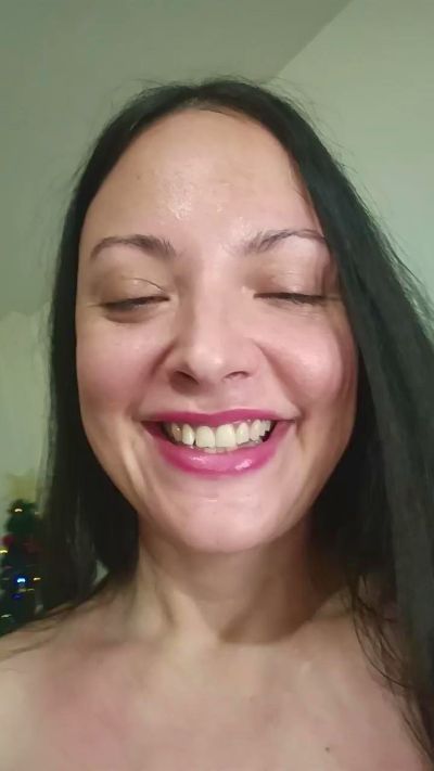 FoxySpanks's sex show image