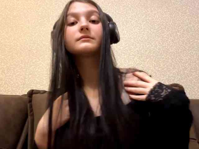 Изображение секс-шоу модели AideLandaker Изображение секс-шоу модели AideLandaker