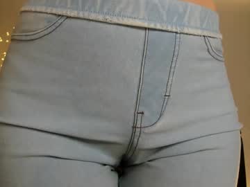 littleflowers's sex show image