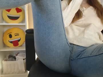 littleflowers's sex show image