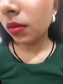 Maahhii_2's sex show image
