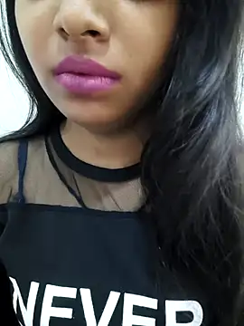 Maahhii_2's sex show image