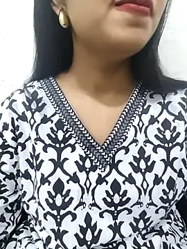 Maahhii_2's sex show image