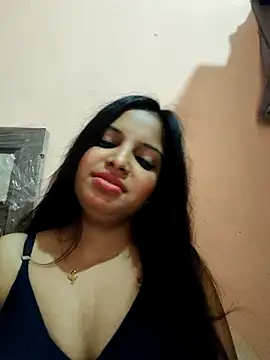 Изображение секс-шоу модели Maahhii_2