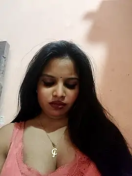 Изображение секс-шоу модели Maahhii_2