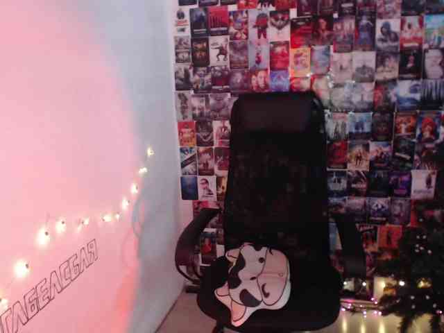 MoonYourLife's sex show image