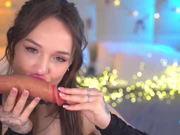 Изображение секс-шоу модели bllowjoyy