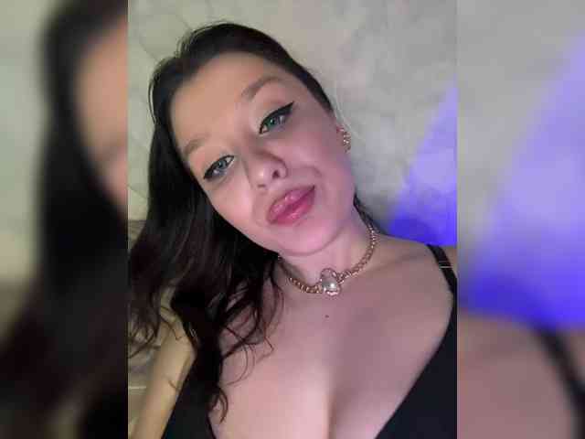 M-O-L-N-I-Y-A's sex show image M-O-L-N-I-Y-A's sex show image