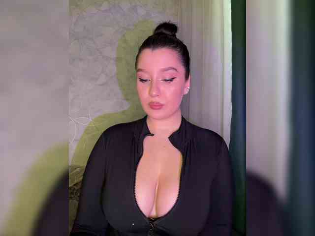 M-O-L-N-I-Y-A's sex show image M-O-L-N-I-Y-A's sex show image