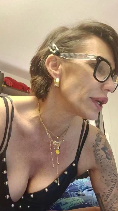 Изображение секс-шоу модели Penele