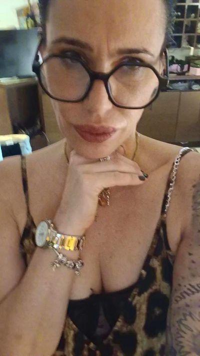 Изображение секс-шоу модели Penele