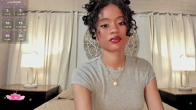 Aprillbrunette's sex show image