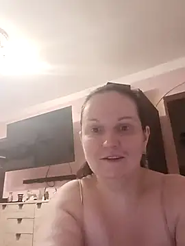 BustyLadyAlma's sex show image