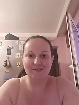 BustyLadyAlma's sex show image