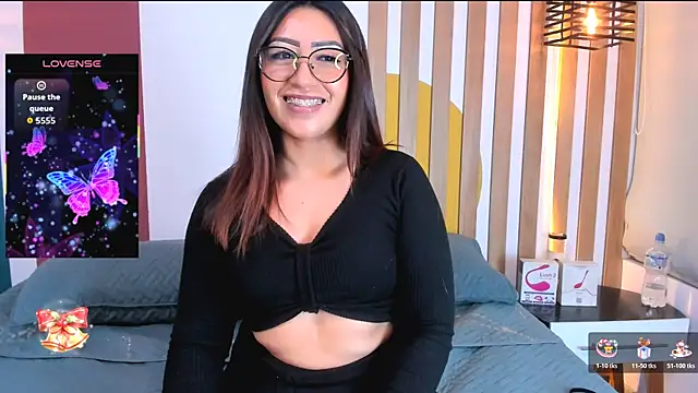 SashaGreyy_'s sex show image