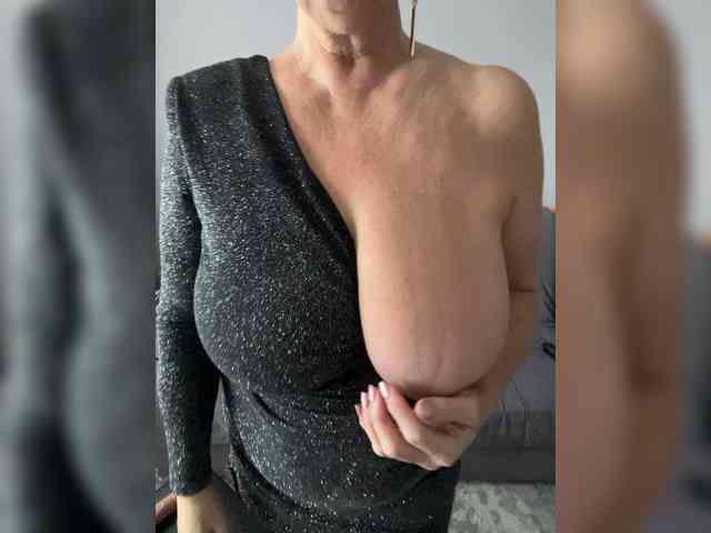 woman-1969's sex show image