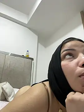 Sexshow-Bild von Layla_kaderr Sexshow-Bild von Layla_kaderr