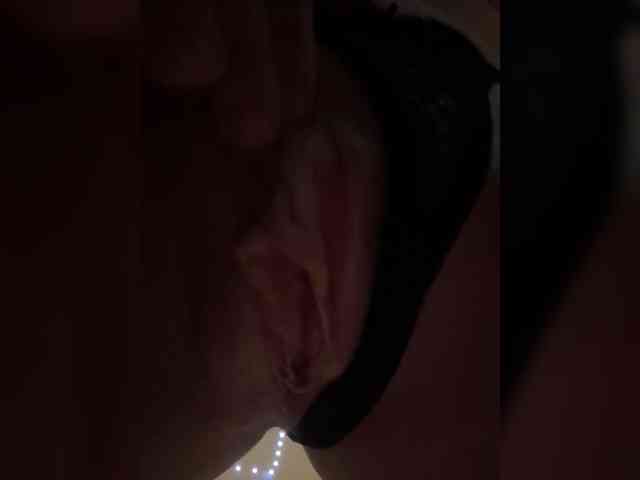 BichPussy52's sex show image BichPussy52's sex show image