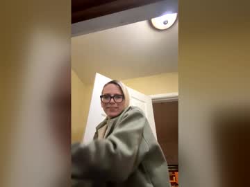 juneafterhours's sex show image