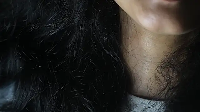 Изображение секс-шоу модели -AyeshaSinghania-