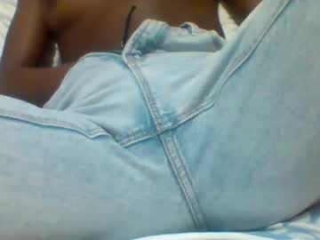 petite_ariana's sex show image