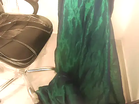 Sexshow-Bild von aish_a Sexshow-Bild von aish_a