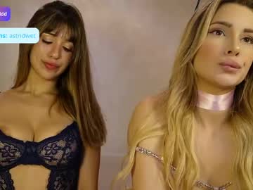 Изображение секс-шоу модели astridwet Изображение секс-шоу модели astridwet