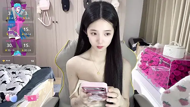 OiOi-666's sex show image