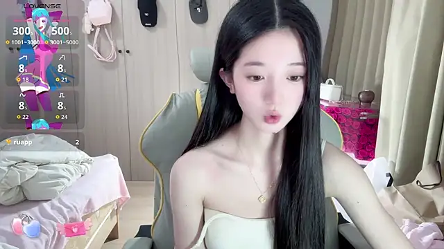 OiOi-666's sex show image