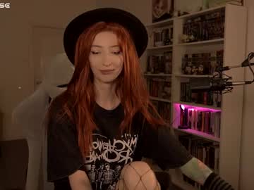 loony_moony's sex show image